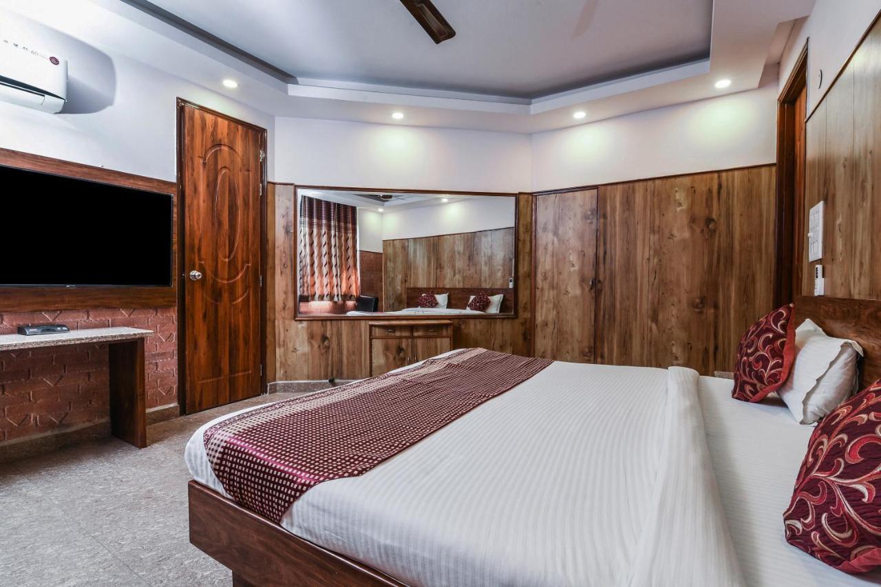 Hotel Dream Palace Laxmi Nagar New Delhi Exteriör bild